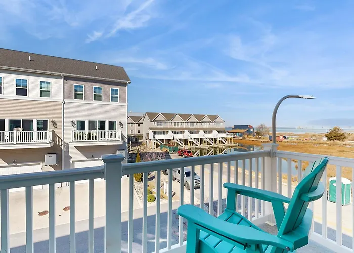 Broad Marsh Beach House II